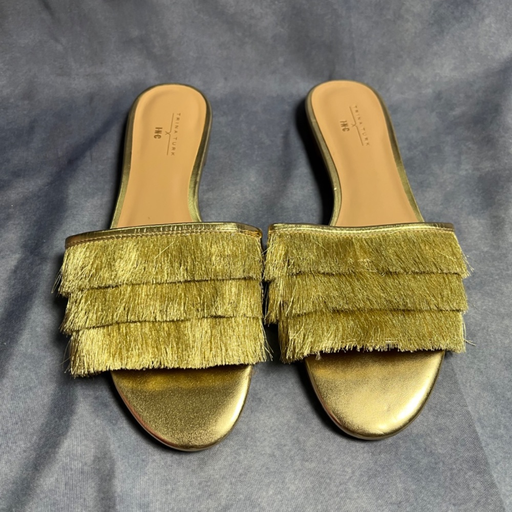 Gold fringe sandals - Picture 5 of 5